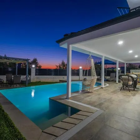 Secluded Luxurious With Pool In * Fethiye