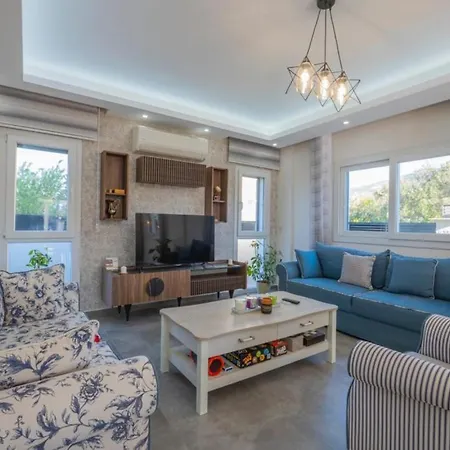 Secluded Luxurious With Pool In Fethiye