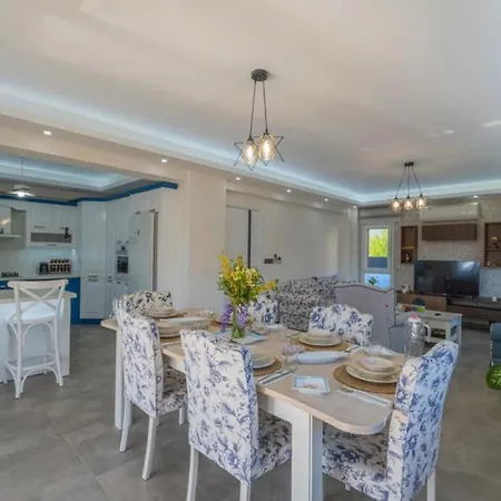 Secluded Luxurious With Pool In Villa *